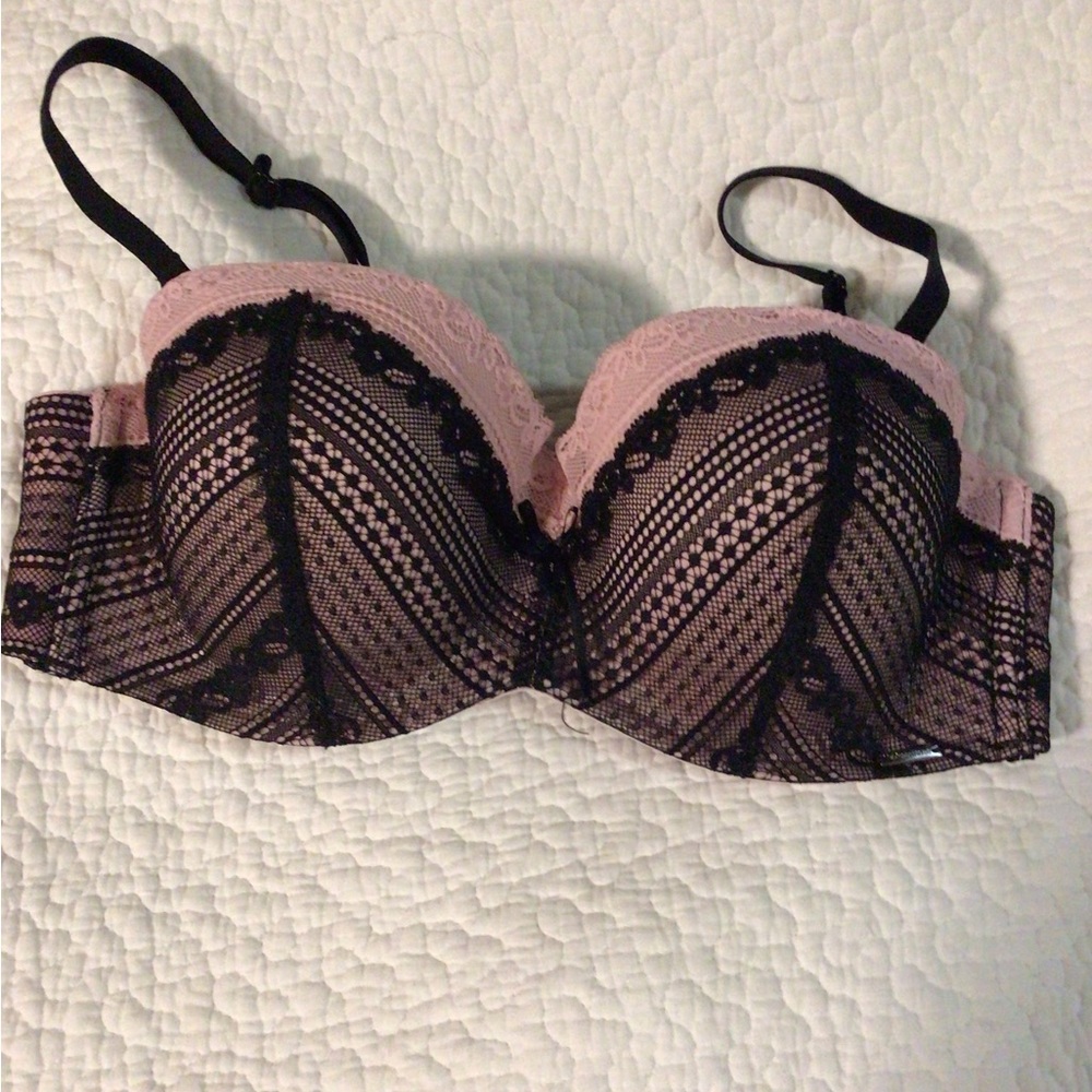 La Vie En Rose Lace Underwire Bra